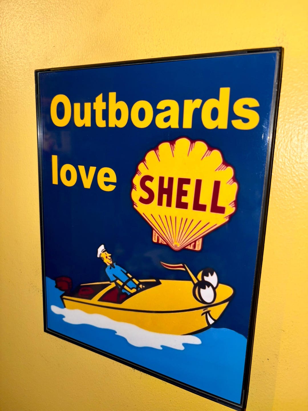 Shell Outboard Boat Motor Oil Fishing Marina Gas Service Station Garage ...