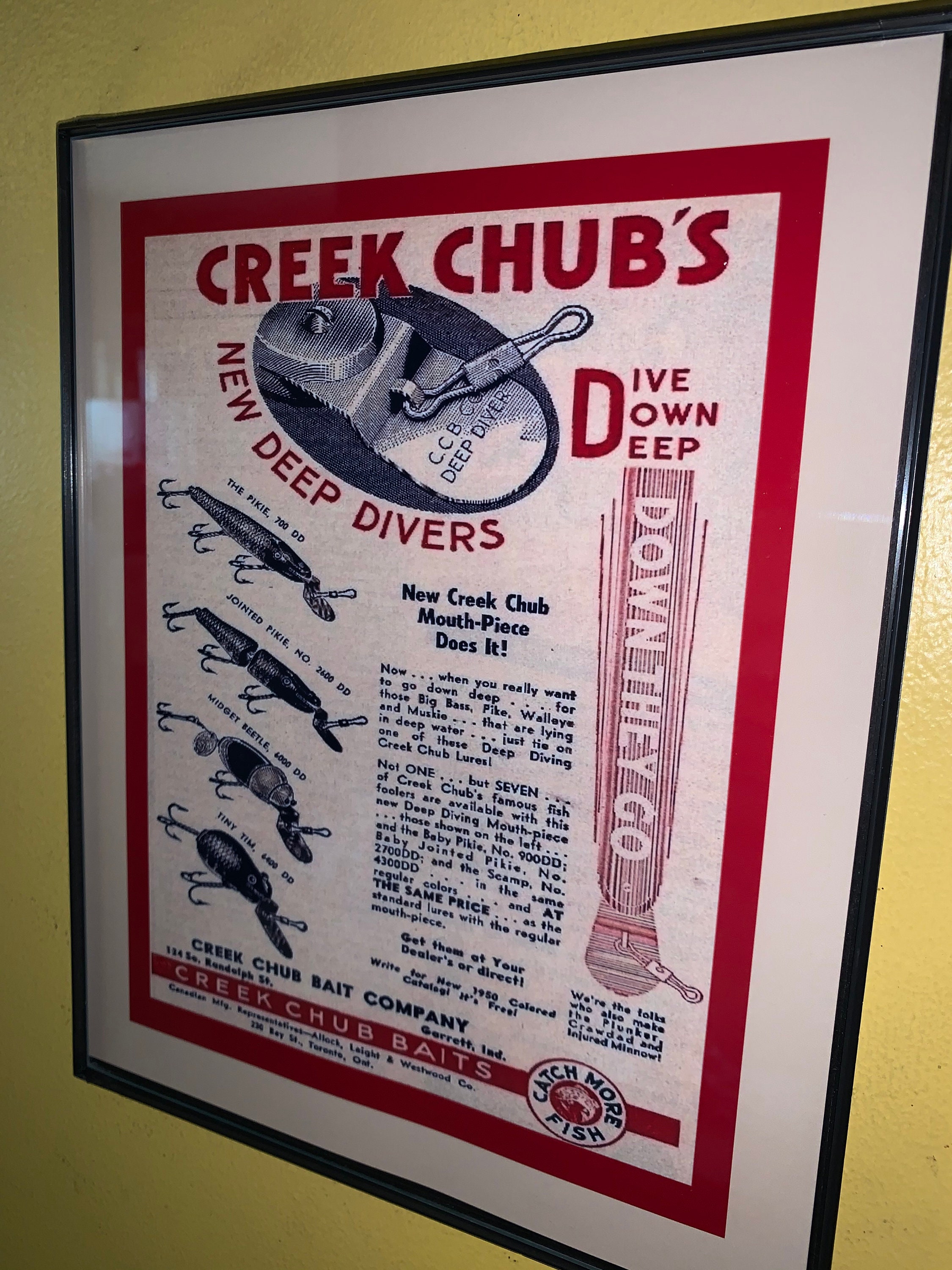 Creek Chub Deep Diver Fishing Lure Tackle Bait Shop Bar Framed Advertising  Print Man Cave Sign 