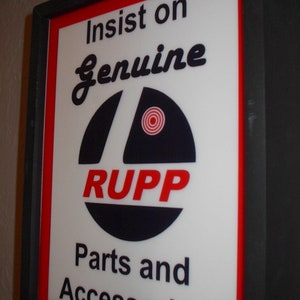 Placa de propaganda retro iluminada para garagem de concessionária de motocicletas Rupp GenParts, caverna do homem, mecânico