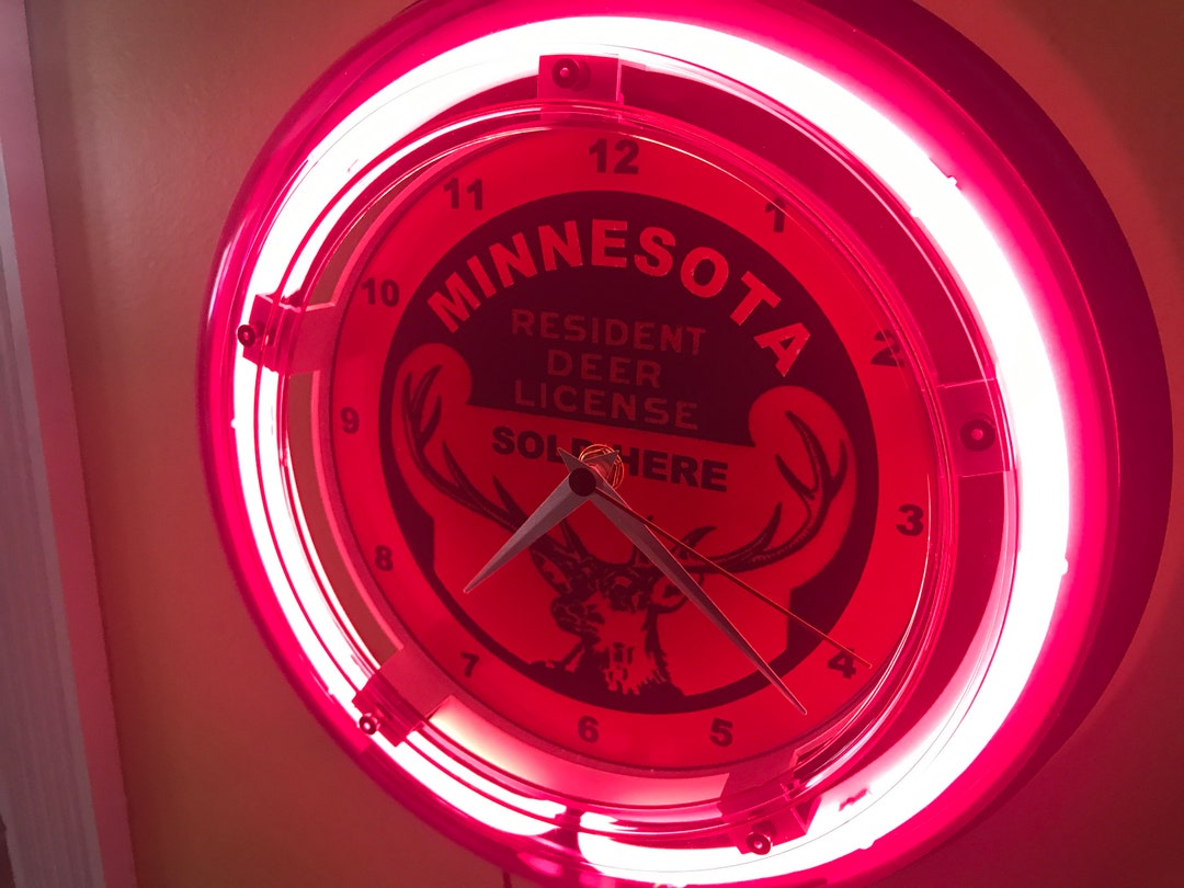 MINNESOTA Deer Hunting License Buck Hunter Lodge Cabin Bar Neon Man