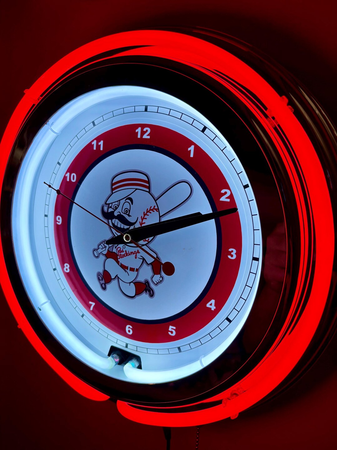 Cincinnati Reds Throwback Baseball Bar RED Neon Wall Clock Advertising ...