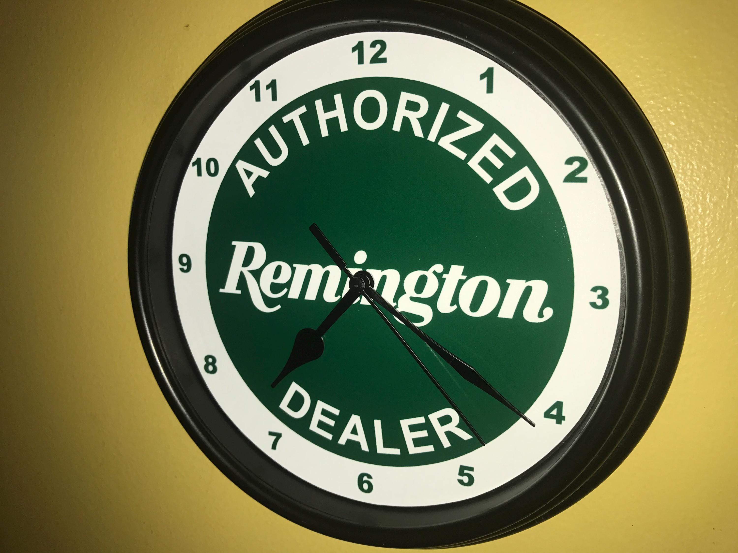 レミントン　掛時計　REMINGTON Remington Pocket Watch Men Gold Silver Tone Hands Glow Not