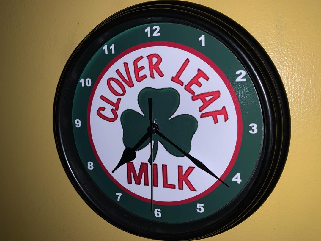 Clover Leaf Dairy Milk Grocery Store Kitchen Diner Advertising Clock ...