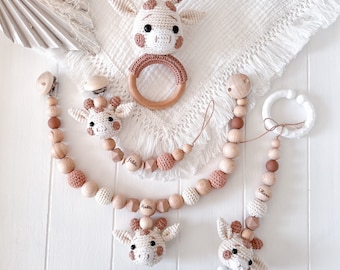 Baby giraffa con incisione del nome catena per passeggino/catenina per ciuccio/sonaglio/ciondolo per seggiolino per bambini in legno naturale regalo per bambina e ragazzo beige