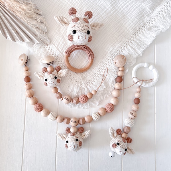 Baby giraffa con incisione del nome catena per passeggino/catenina per ciuccio/sonaglio/ciondolo per seggiolino per bambini in legno naturale regalo per bambina e ragazzo beige