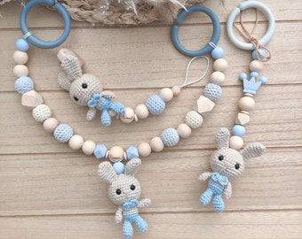 SET Kinderwagenkette Maxicosikett Schnullerkette Häkel Hase Häschen Silikon Holz Natur Baby  Junge Amigurumi Häkeltier  blau creme Geburt