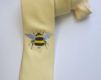 ミツバチネクタイ。ミツバチネクタイ、蜂の巣ネクタイ。ハニカム