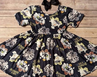 Escuela de vestidos de giro cruel