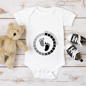 Baby Lade svg, Baby Coming Soon Svg, Baby Shower Svg, Schwangerschaft Ankündigung Svg, Schwangere svg, Baby Ankündigung, Lustiges Baby Svg