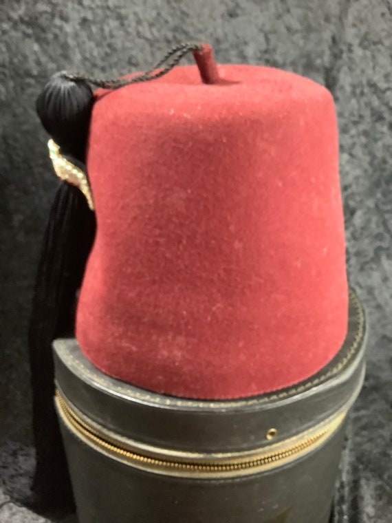Vintage Shriners Fez Hat Fraternal Masonic Red Fez … Gem