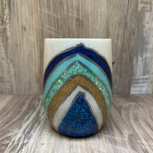 Geode Epoxy Wine Tumbler | Blue Geode Tumbler Cup | Glitter Personalized Tumbler | Ombré Glitter Tumbler | Girls Trip