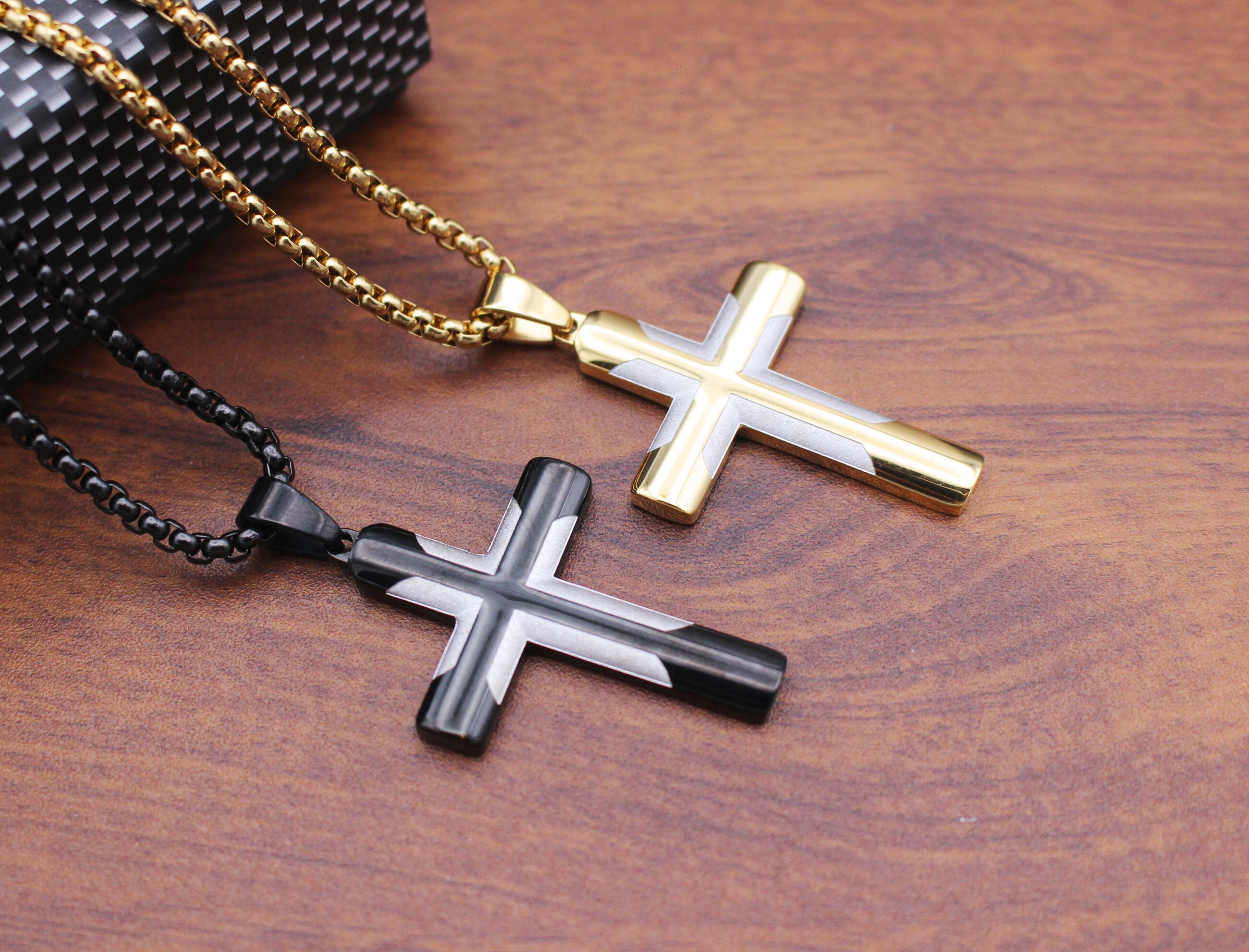 Cross necklace,Black Cross Necklace,Gold Stainless steel Cross  Necklace with Chain for Men,Christmas Gifts for men