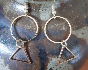 Gold Circle Triangle Earrings - Modern - Geometric