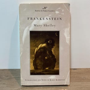 Frankenstein by Mary Shelley 2003 Paperback Barnes & Noble Classic Horror Gothic Literature