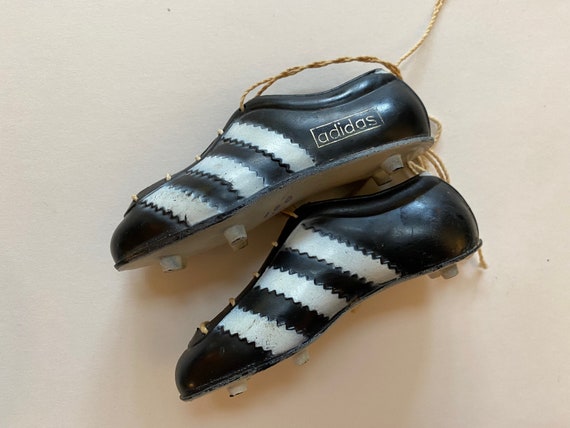 mini football shoes