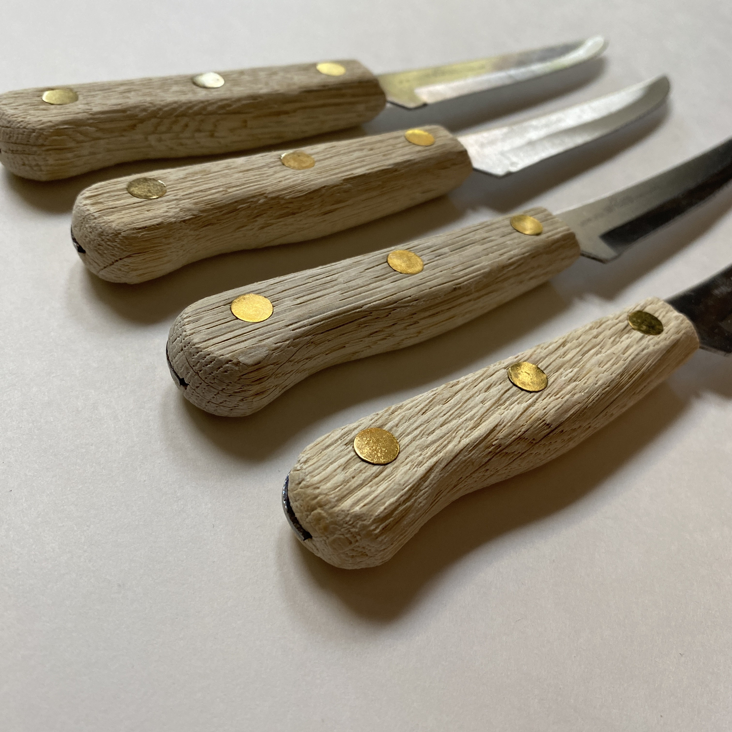 Old Homestead Stainless Japan Set of 4 Serrated Knives Wood