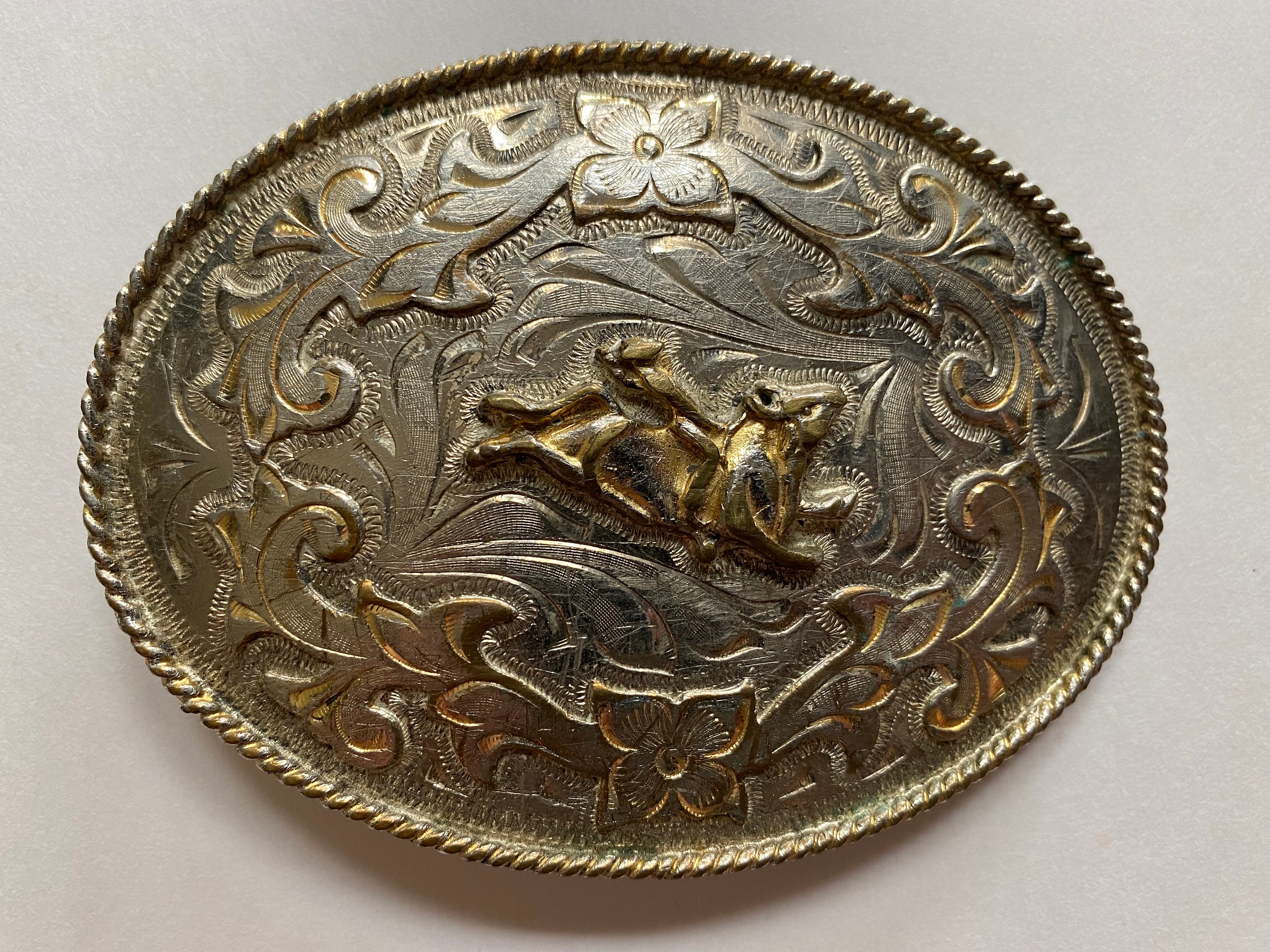 Alpaca Mexico Belt Buckle Bull Rider & Flowers Vintage  display picture 2