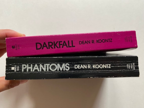 Dean R. Koontz Lot of 2 Paperback Books Darkfall & Phantoms