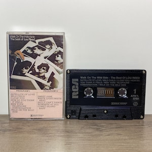 Walk on the Wild Side: The Best of Lou Reed – Vintage Cassette Tape 1990 RCA - Fully Tested