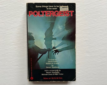 Poltergeist - Film Novelization by James Kahn 1982 / First Printing / Paperback Book