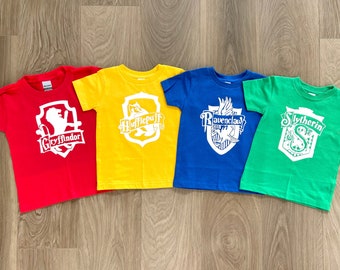 Peuter Wizard House Shirt, Wizard Crest Shirts, Wizard School House Shirt voor kinderen, Wizard Baby Shirts, Kids Universal Wizard Shirt, magie