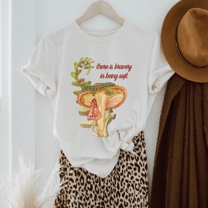 Cottagecore Shirt, Mushroom T Shirt, Mushroom Shirts, Cottage Core Clothing, Aesthetic Clothing, Goblincore, Fairiecore, Vintage Botany Tee