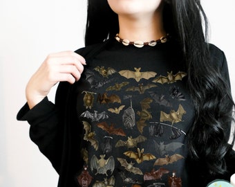 Vintage Halloween Bats Collage Shirt Dark Academia T-Shirt Gothic Clothes Bat Lovers Gift Halloween Tshirt Halloween Shirt Halloween Shirts