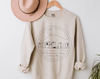 Craig Na Dun Sweatshirt Scotland Travel Pullover Standing Stones Tee Scottish Shirts Book Series Inspired Shirt Reading Shirt Literary Gifts