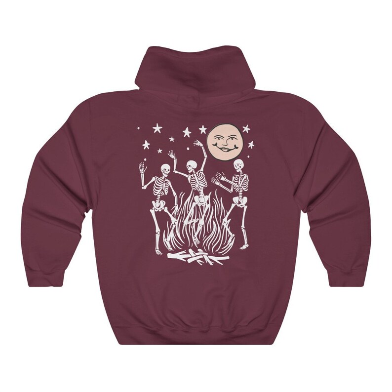 Halloweentröja Häxkläder Crewneck-tröjor Pastellgoth Fullmåne Gotisk Hoodie Häxskjorta Estetiska kläder Dansande Skelett Maroon