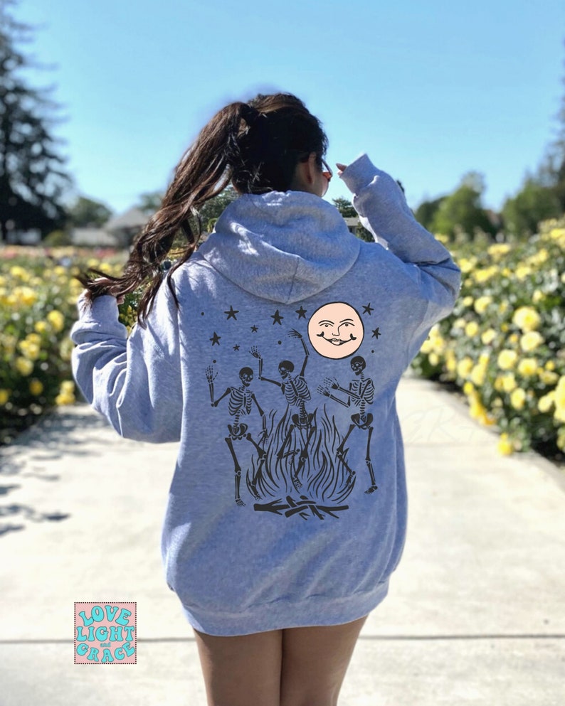 Halloweentröja Häxkläder Crewneck-tröjor Pastellgoth Fullmåne Gotisk Hoodie Häxskjorta Estetiska kläder Dansande Skelett Sport Grey