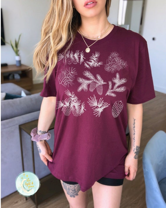 Pine Cones Trees Shirt Cottagecore Winter Christmas T-Shirt Fall Comfy Graphic Tees Outdoors Shirt Camping T-Shirts Botanical Foliage Tee