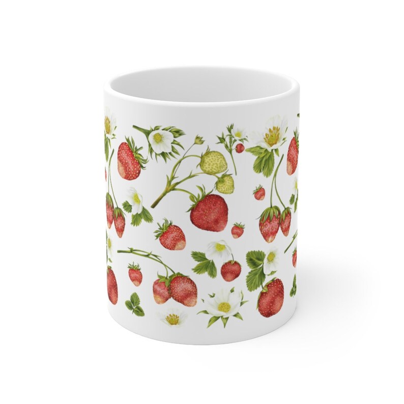 Strawberry Cottagecore Mug Cottagecore Home Decor Cute Kitchen Decor Strawberries Botanical Coffee Cup Cottage Core Floral Gifts Berry Mug bild 3