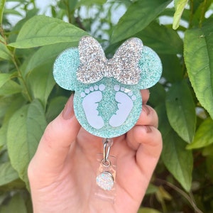 Carretel de crachá de cabeça de mouse com pegadas de bebê, carretel de crachá pediátrico, carretel de crachá NICU, carretel de crachá personalizado, trabalho e entrega, carretel de crachá RN