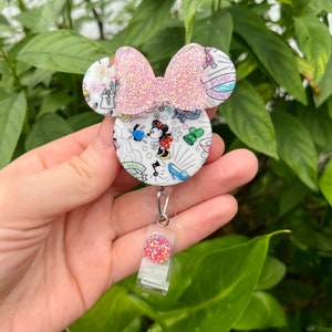 Cartoon schets badge reel, muis hoofd badge reel, roze badge reel verpleegster, badge reel aangepaste, badge reel gepersonaliseerd