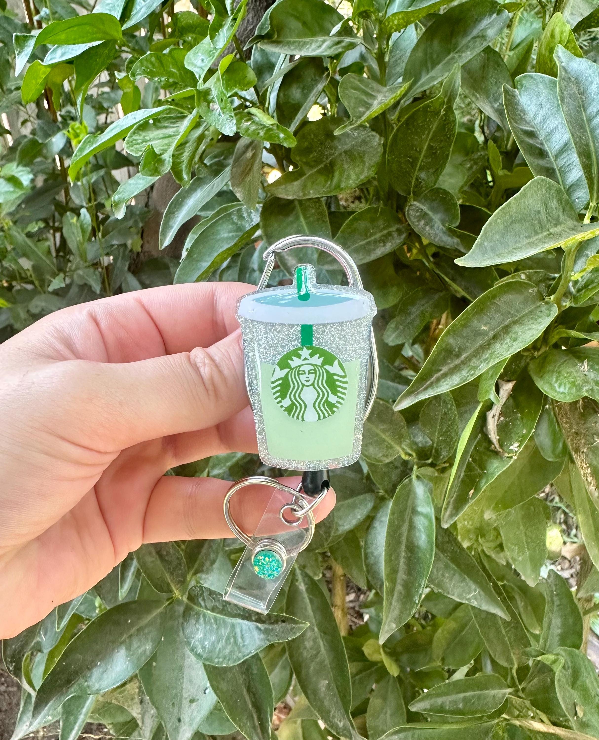 Iced Green Tea Abzeichen Reel, weiße Glitzer Badge Reel, Matcha Badge Reel Krankenschwester, Badge Reel personalisiert, Badge Reel Glitter