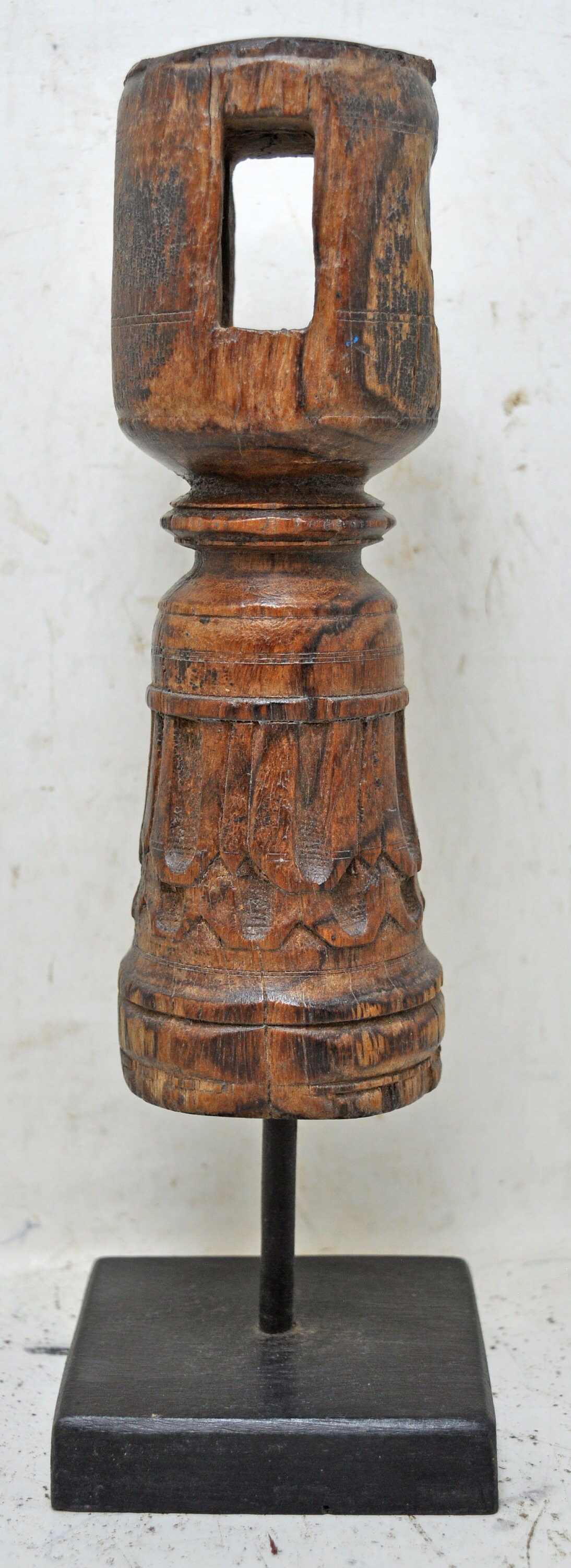 ANTIQUE EN BOIS Paga Jambe Bougeoir Original Ancienne Sculpté À La Main