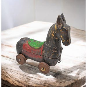 Vintage Holzpferd auf Rädern Figur Gewürz Box Original alte Hand geschnitzt
