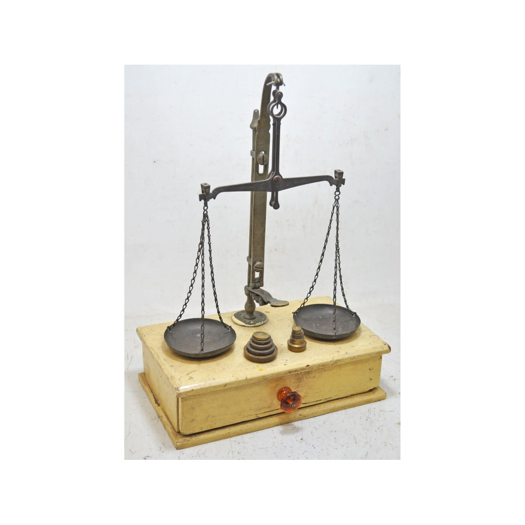 Báscula de medición pequeña de latón antiguo para joyería