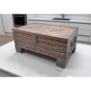Antique Wooden Fine Carved Storage Treausre Chest Box Original Old
