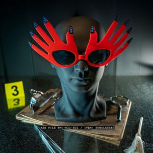 Terrifying Mime Clown Red Claw Sunglasses – Killer Clown Horror Costume Accessory Slasher Cosplay Prop, Miles County Costume Shop Killer