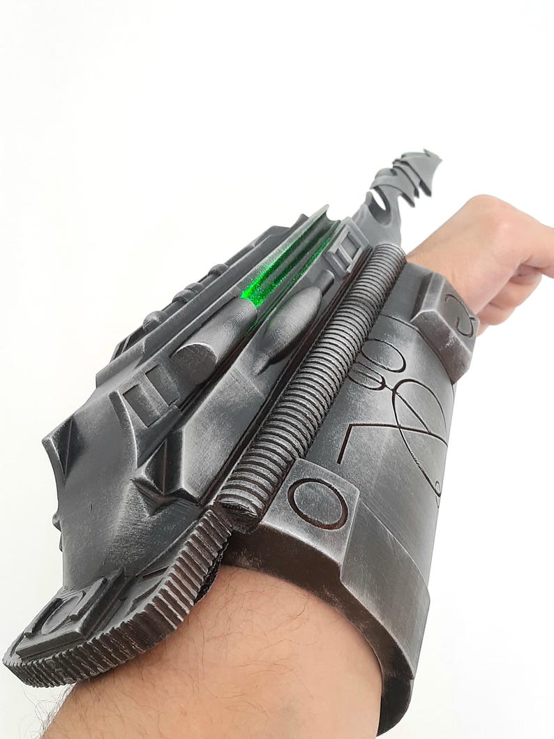 Predator Gauntlet Invisible Predator Gauntlet+blades Forearm Right,new Version With Leds Option ...