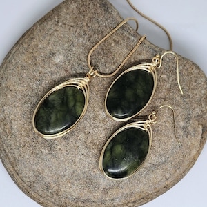 Genuine Irish Connemara Marble Jewelry Set, Necklace and Earrings Set, Green Stone Jewelry, Stone of Good Relationships & Common Sense