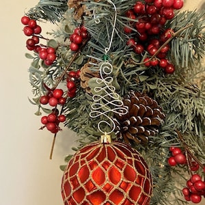 Set of 3 Christmas Tree Ornament Hangers - Wire Christmas Decoration Hooks - Handmade Beaded Ornament Holders