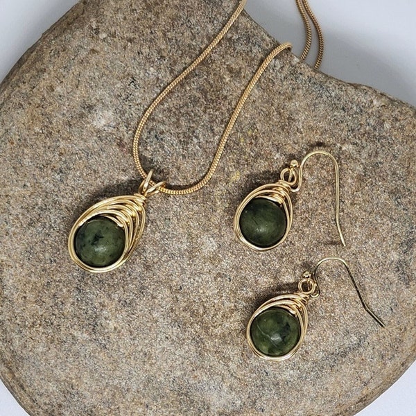 Genuine Irish Connemara Marble Jewelry Set, Necklace and Earrings Set, Green Stone Jewelry, Stone of Good Relationships & Common Sense