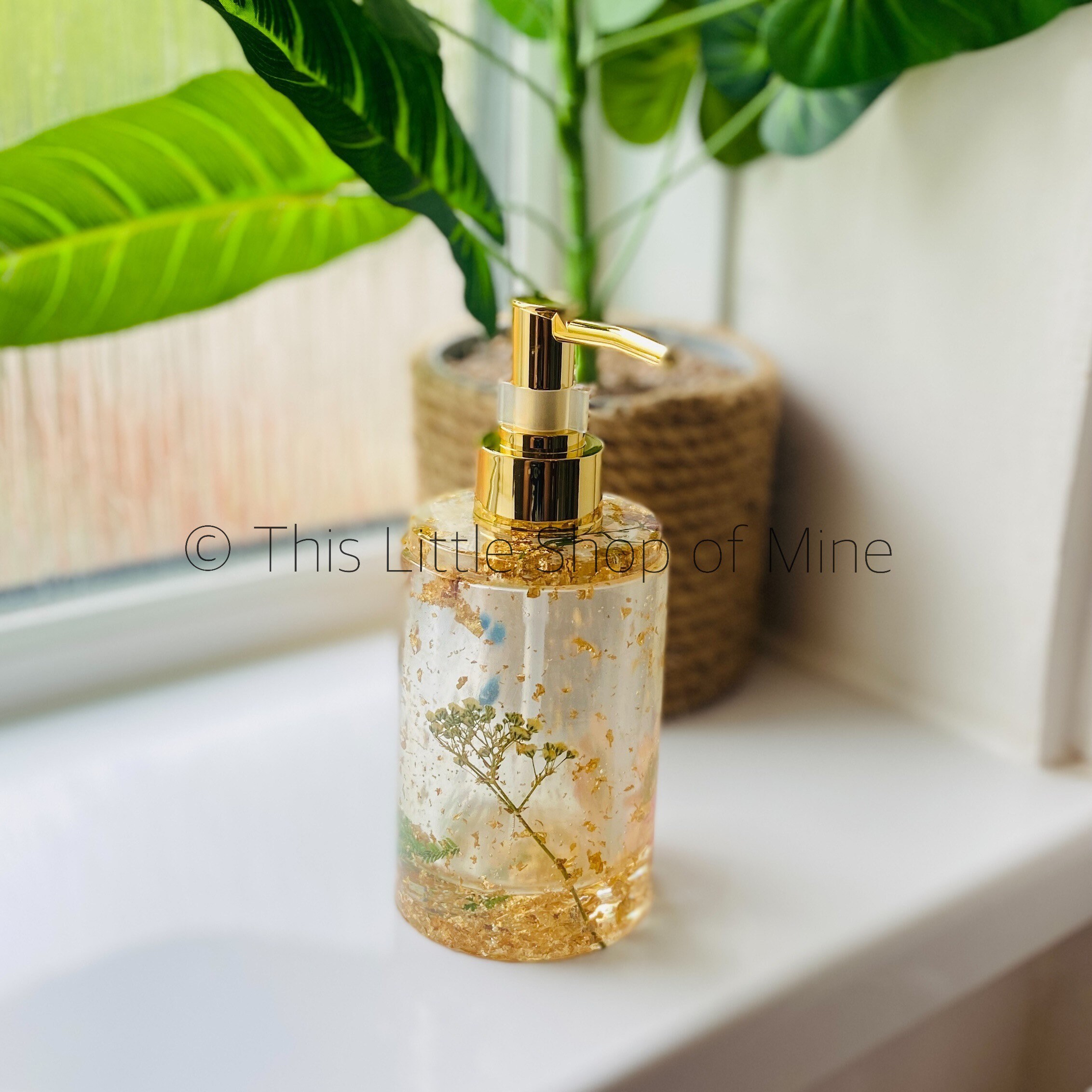 Beautiful Bathroom Accessories Set Real Flowers Gold Leaf Etsy UK
