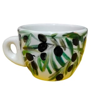 マグカップ オリーブの花模様が描かれた手描きのコーヒーカップ。直径7cm 高さ5.5