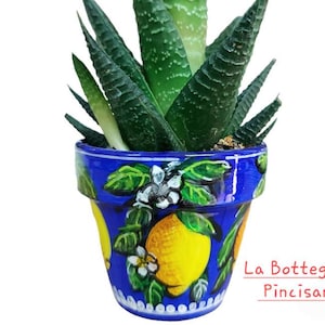 Planter, terracotta vase, with hand-painted lemons, Sicilian craftsmanship gift idea, placeholder for your wedding,