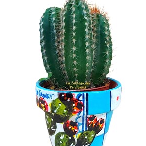 Terracotta planter with hand-painted prickly pears, Italian craftsmanship, elegant art for your succulents, gift for friends