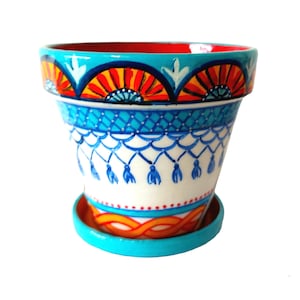 Terracotta planter with hand-painted Sicilian designs, Sicilian craftsmanship, elegant as a placeholder, wedding, birth
