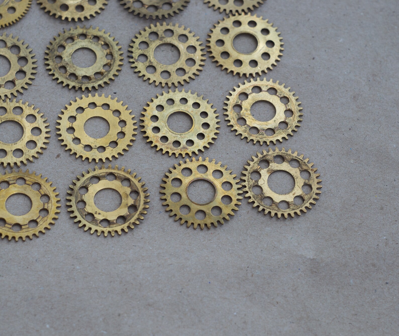 Lot 20 Big Brass Clock Gears Alarm Clock Gears Steampunk Etsy